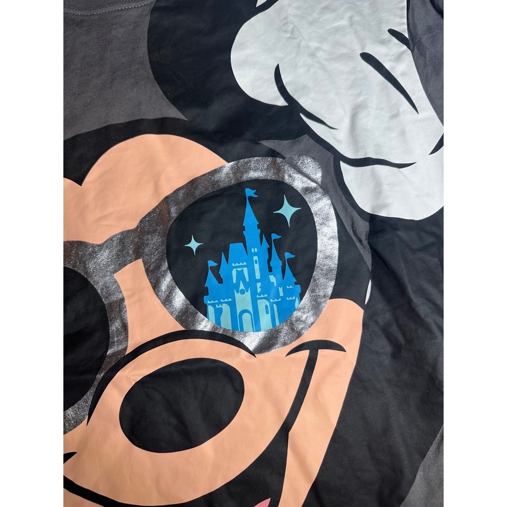 Tokyo Disney Resort Mickey Mouse Graphic T Shirt Gray Size Medium - Picture 8 of 9